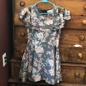 Girls dress size 12